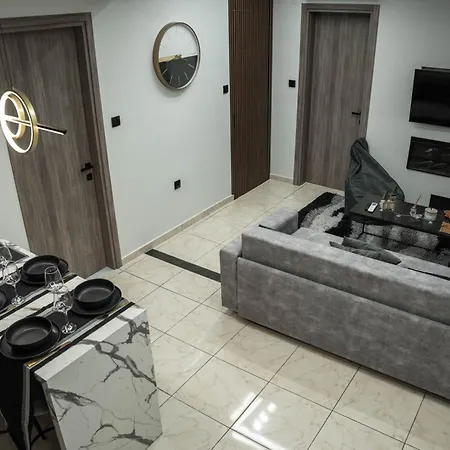 Appartamento Executive House Est November 2024 *