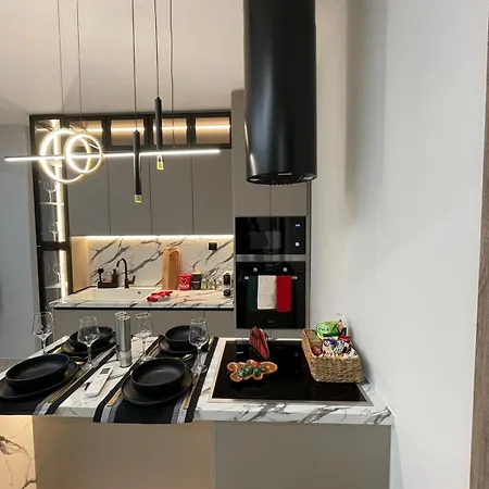 Appartamento Executive House Est November 2024 *